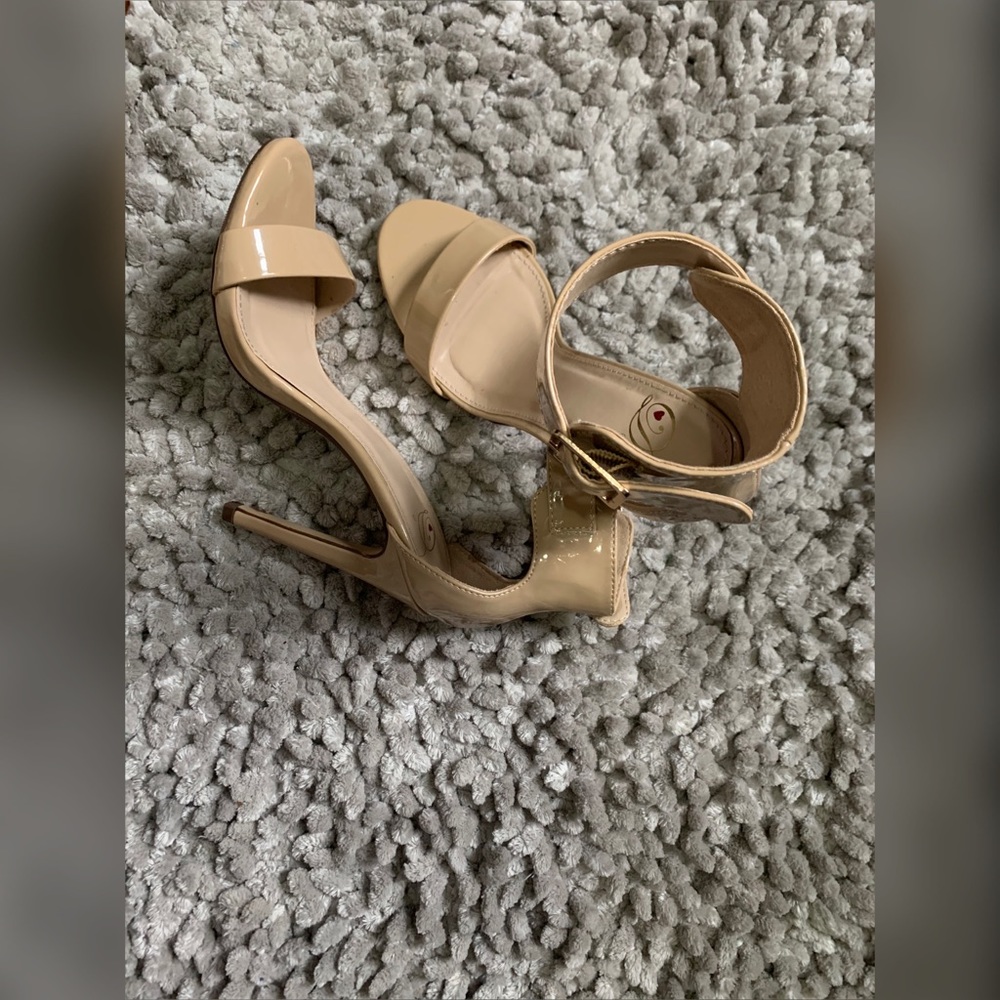 HEART in D Nude Heeled Sandal